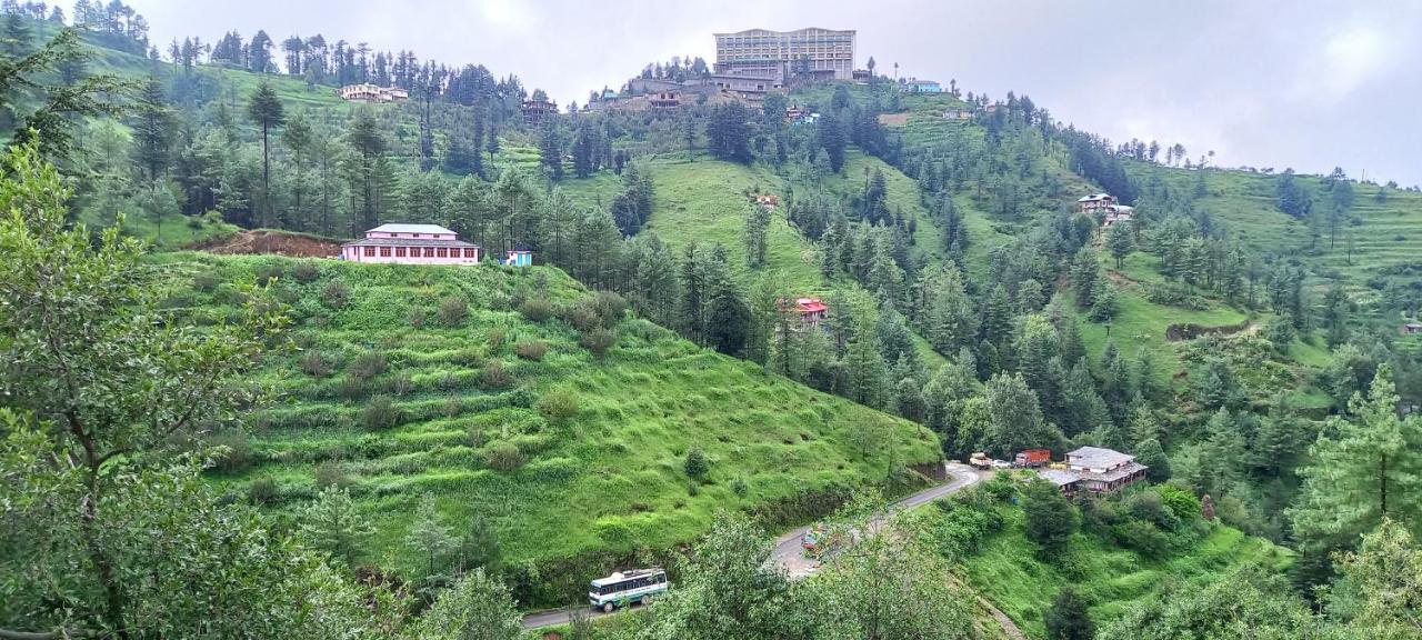 Humble Holiday Inn Kufri Simla Buitenkant foto